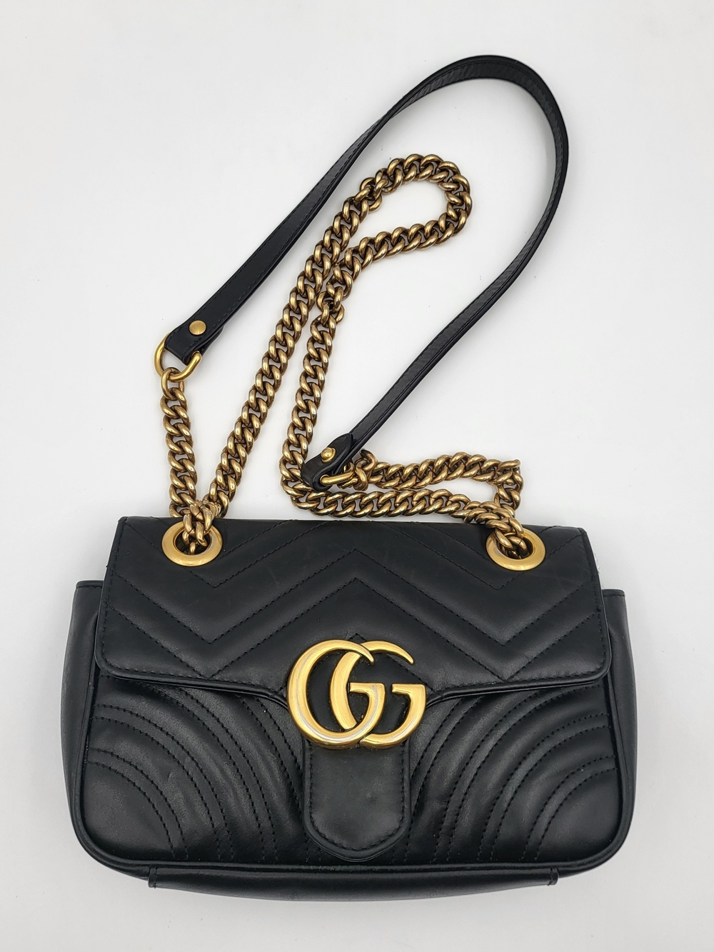 GUCCI Calfskin Matelasse Small GG Marmont Shoulder Bag Black..Authentic w/COA...